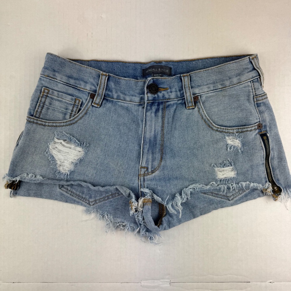 Kendall & Kylie Womens Distressed Denim Shorts Light Wash Blue Side Zip Size 3